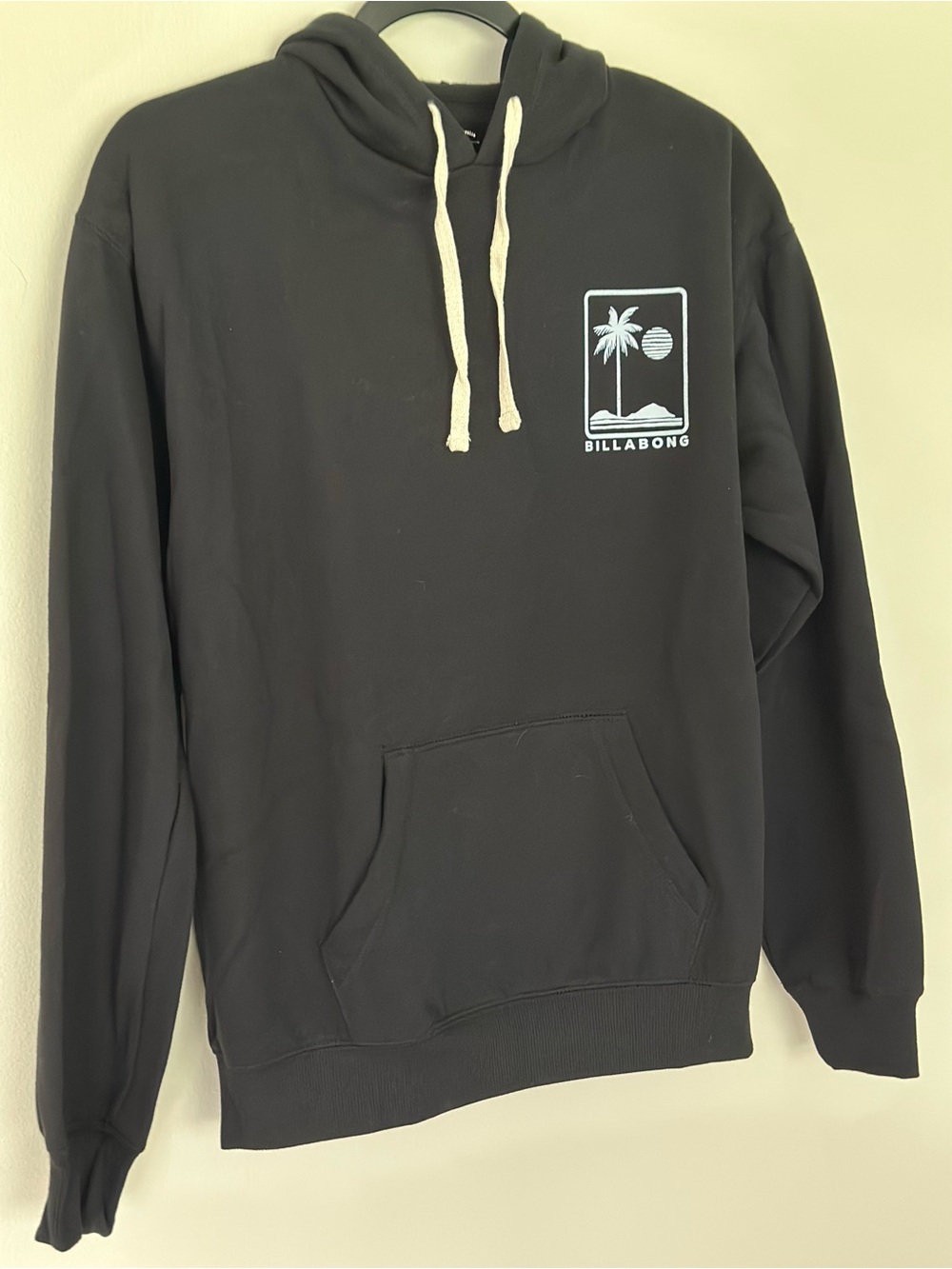 Billabong Women’s Pullover Hoodie NWOT